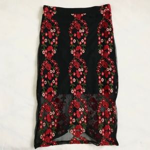 Mesh embroidered rose pattern midi skirt
